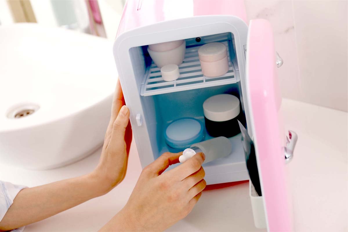 Directions For Optimal Eyelash Glue Storage