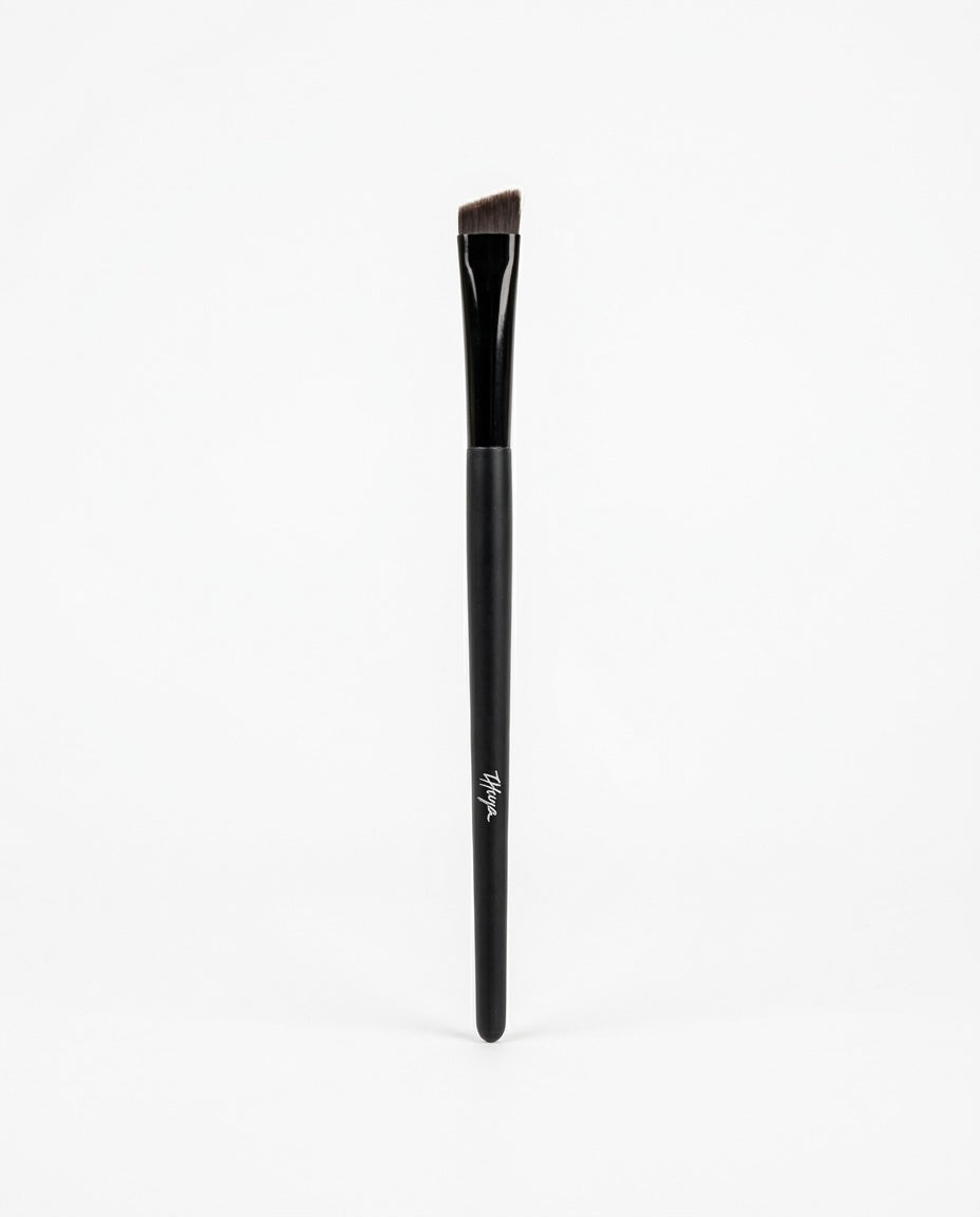 Thuya large angled brow brush with black handle